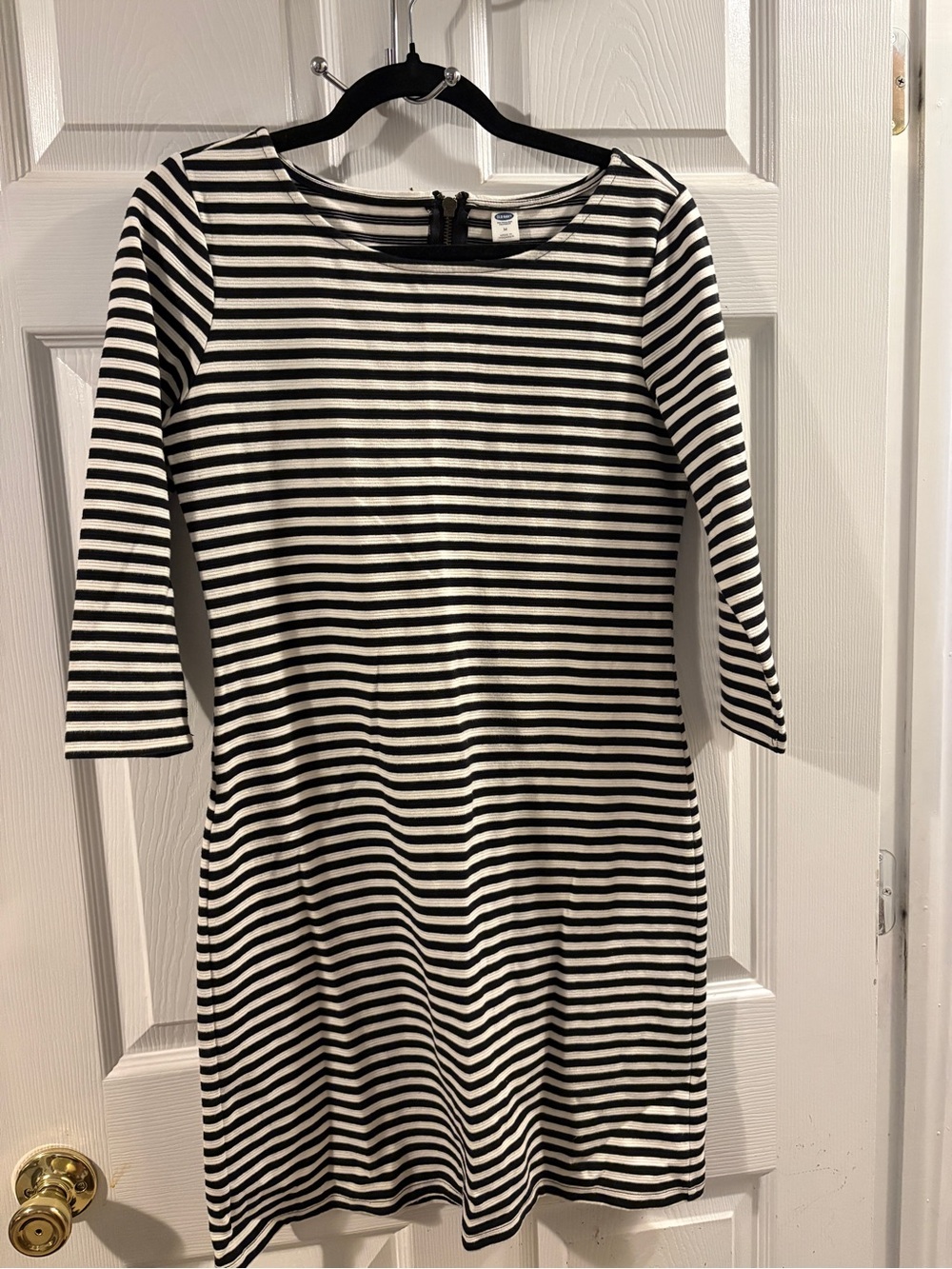 Old Navy Black and White Striped Long Sleeve Dress
